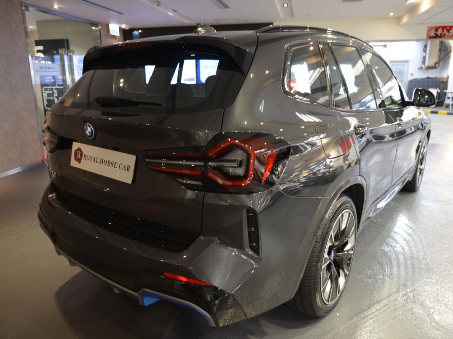 IX3 M SPORT EDITION G08 - Image 25
