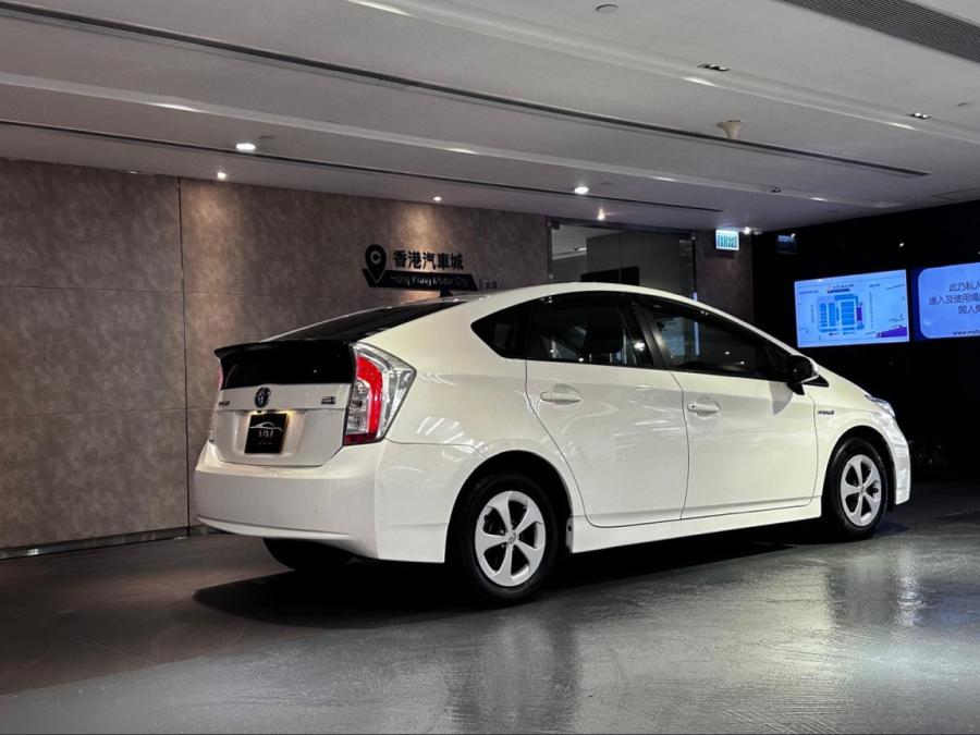 PRIUS HyBrid 1.8 - Image 2