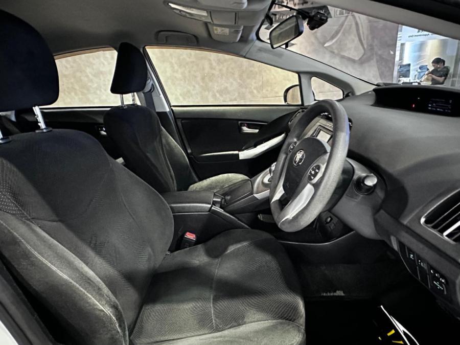 PRIUS HyBrid 1.8 - Image 6