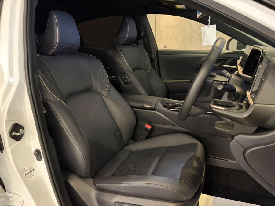 CROWN SPORT Z HEV MODELLISTA - Image 7
