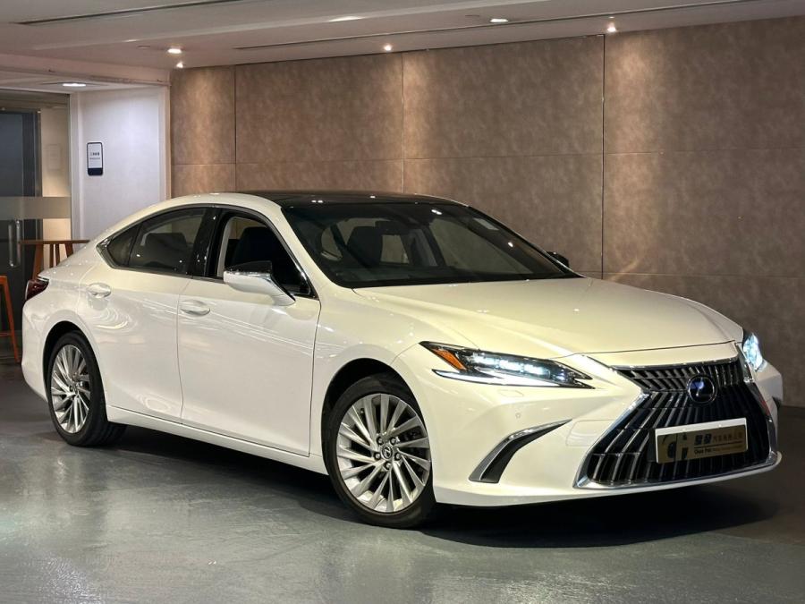 LEXUS ES250 ULTIMATE
