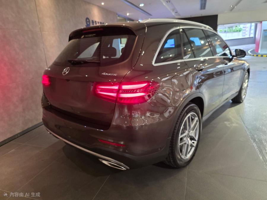 GLC250 4 Matic - Image 2