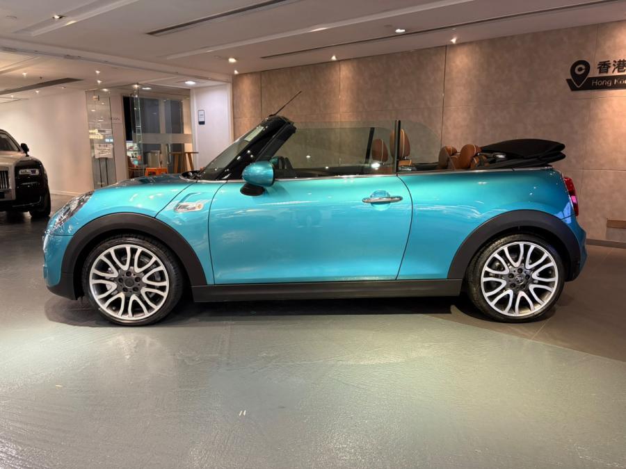 COOPER S CONVERTIBLE - Image 2