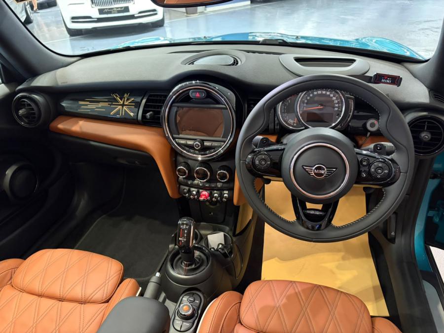 COOPER S CONVERTIBLE - Image 4