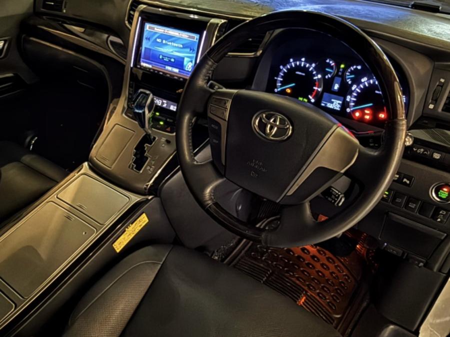 ALPHARD 3.5 SC - Image 3
