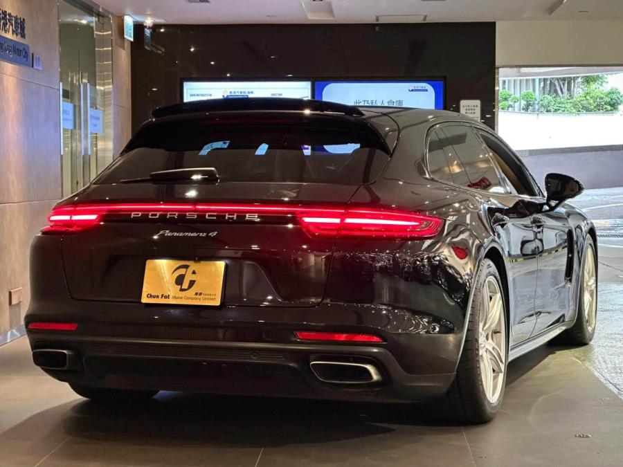 PANAMERA 4 SPORT TURISMO - Image 3