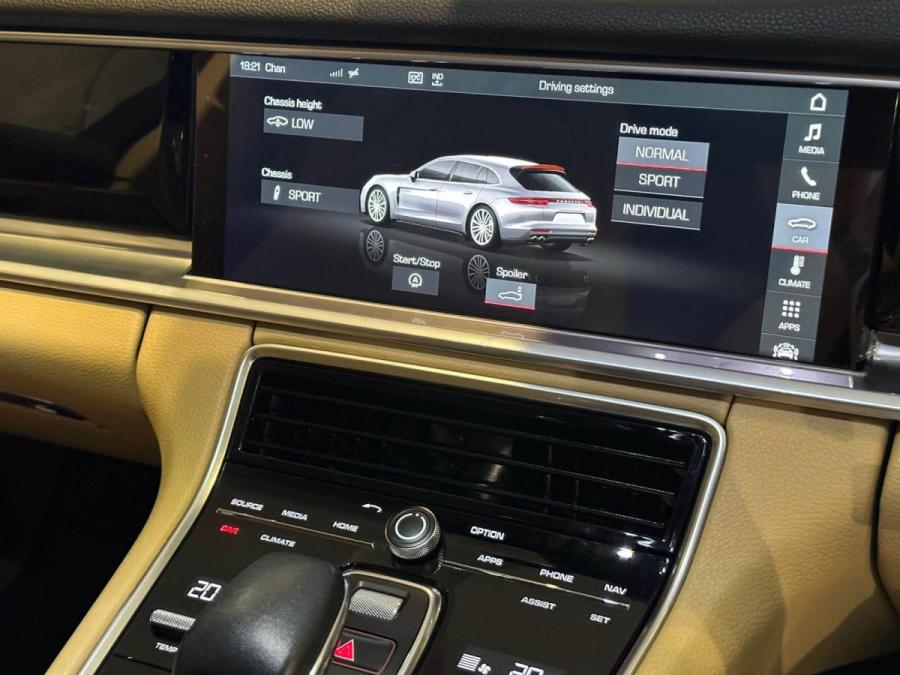 PANAMERA 4 SPORT TURISMO - Image 8
