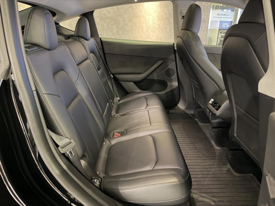 MODEL Y RWD - Image 4