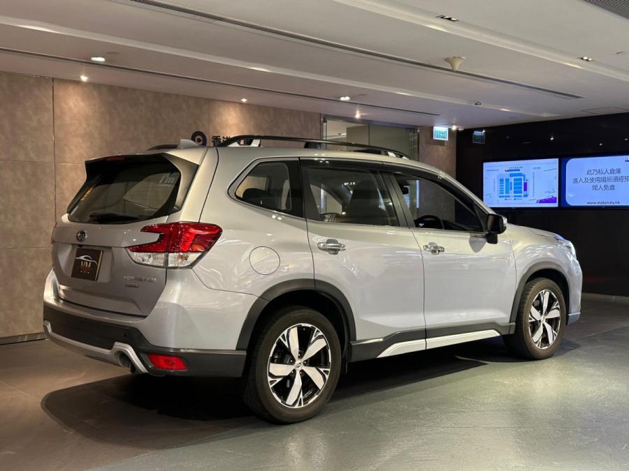 FORESTER 2.0 i-S EyeSight  AWD CVT - Image 2