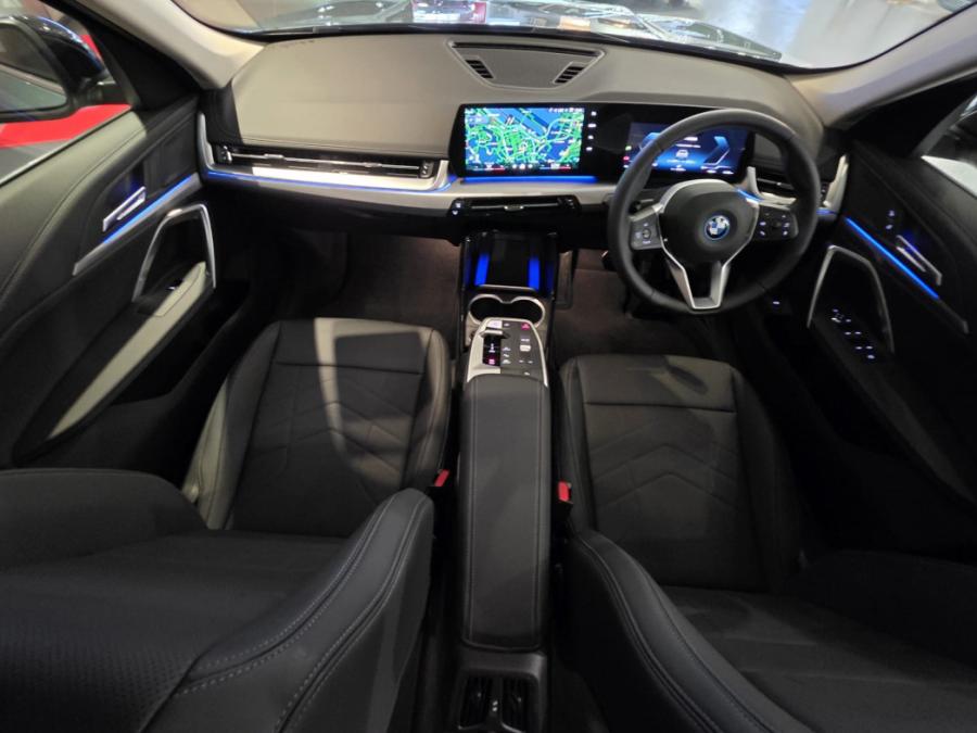 IX1 EDRIVE20 XLINE - Image 3