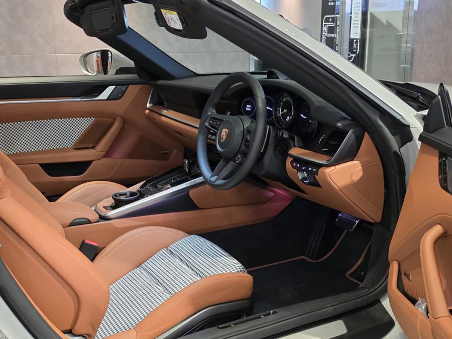 992 Targa 4 Exclusive Manufaktur SPORT CLASSIC PACKAGE - Image 7