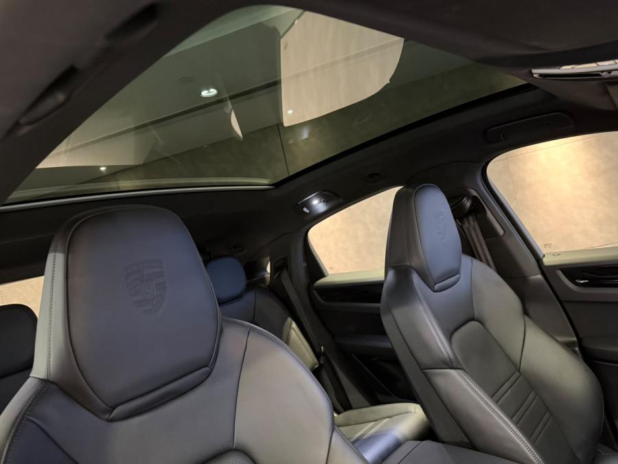 Cayenne Coupe - Image 7