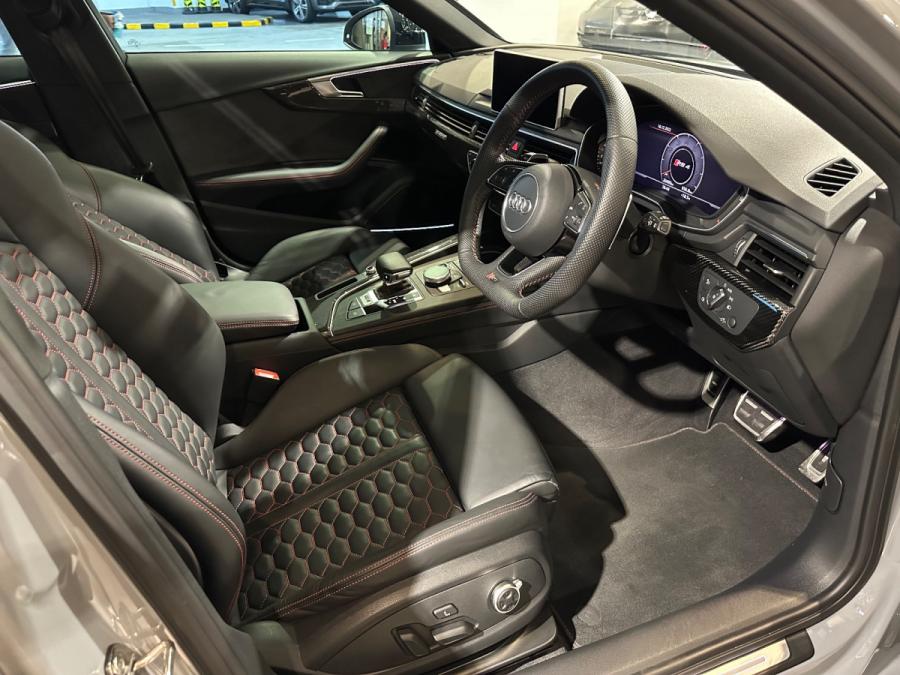 RS4 Avant quattro - Image 3