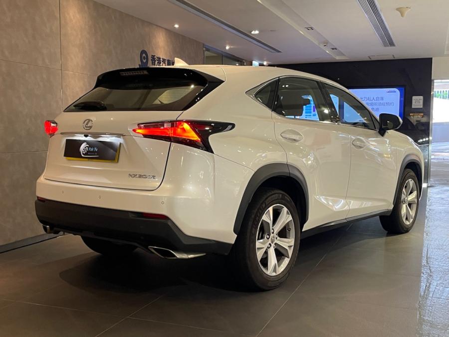 NX 200t - Image 3