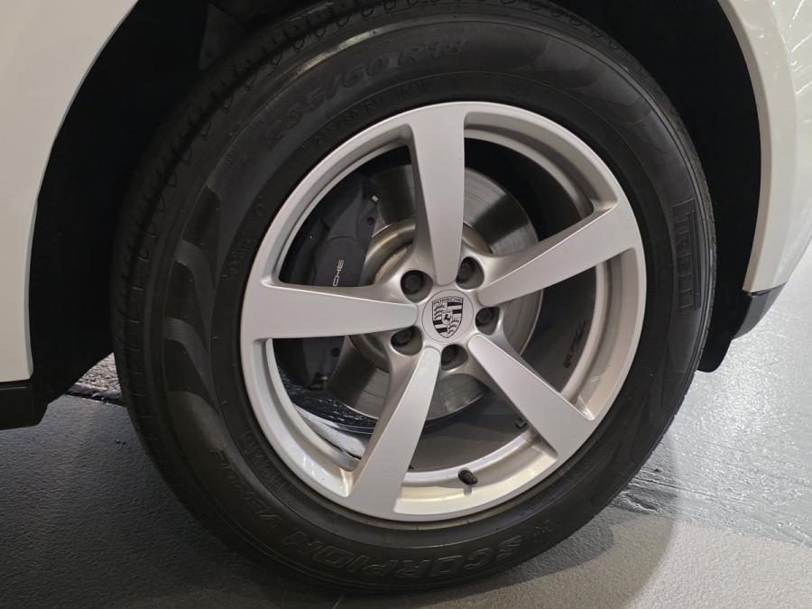 MACAN - Image 11