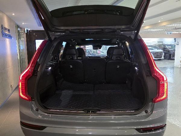 XC90 T6 R-Design - Image 5