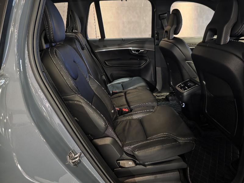 XC90 T6 R-Design - Image 11