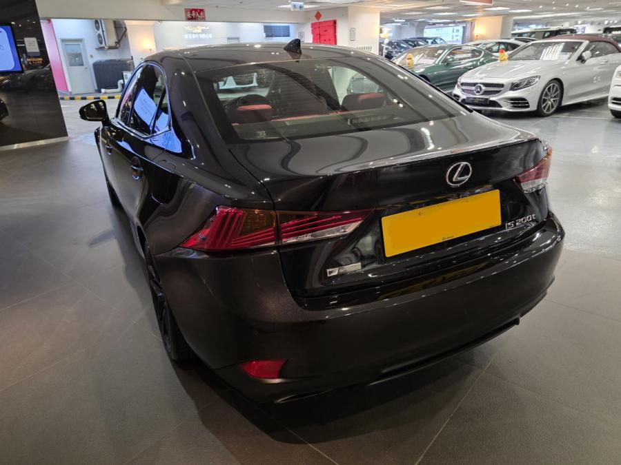 IS200T Facelift F-SPORT - Image 3