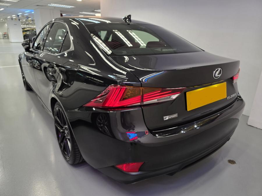 IS200T Facelift F-SPORT - Image 15
