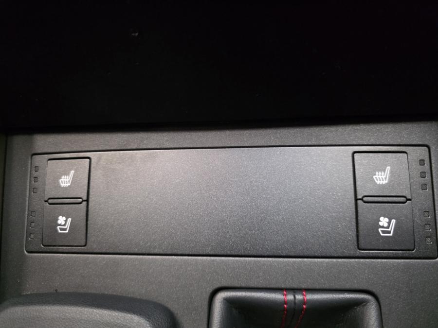 IS200T Facelift F-SPORT - Image 11
