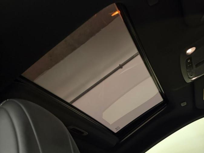 Q60 2.0T  TECH - Image 5