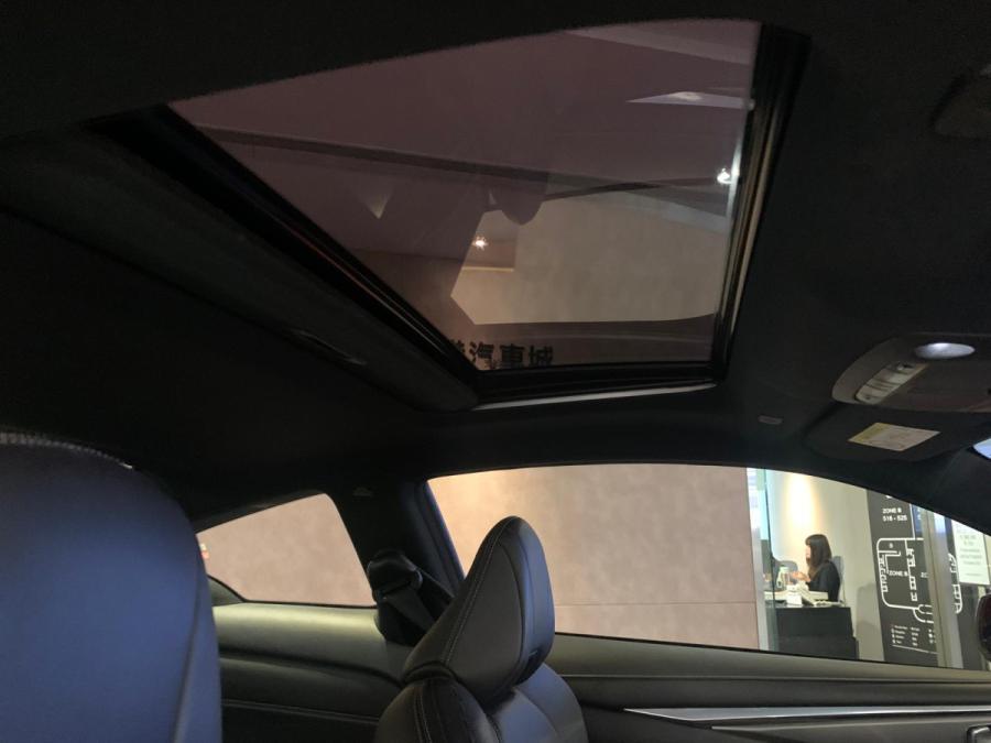 Q60 2.0T  TECH - Image 5