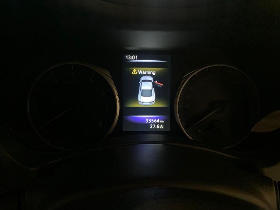 Q60 2.0T  TECH - Image 9