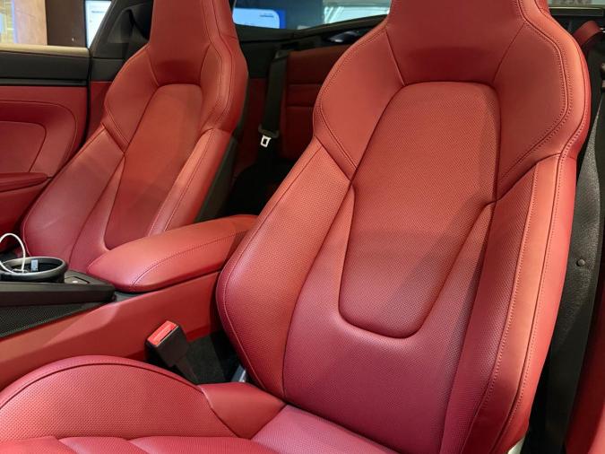 911 Targa 4 GTS 992.1 - Image 3