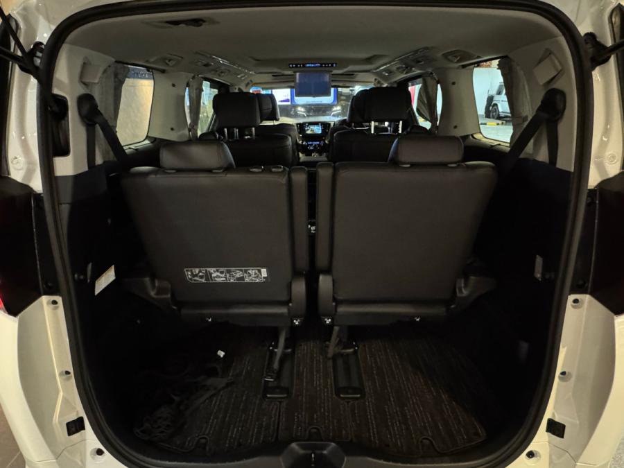 VELLFIRE - Image 8