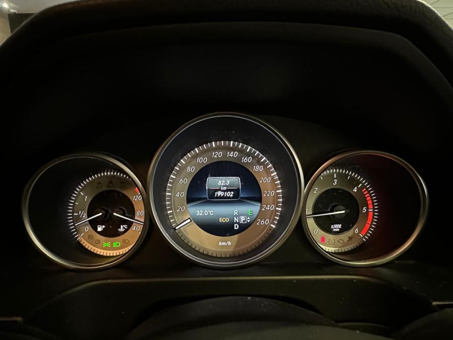 E220 BLUETEC AVANTGARDE FL 柴油 - Image 13