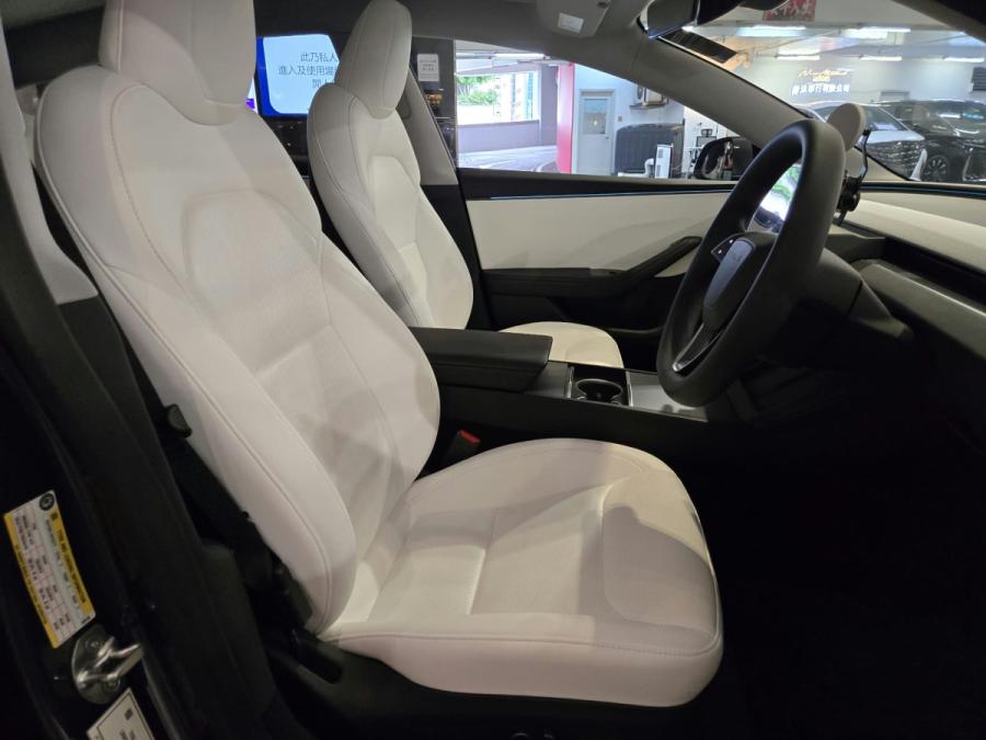 Tesla Model 3 Long Range Dual Motor AWD - Image 3