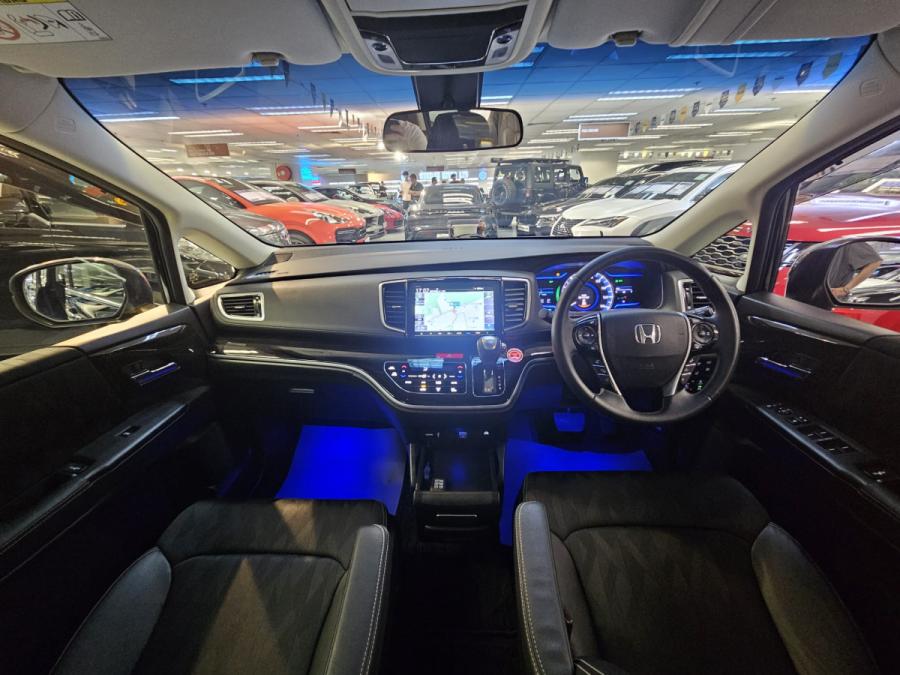 Odyssey Facelift Hybrid Absolute EX - Image 3