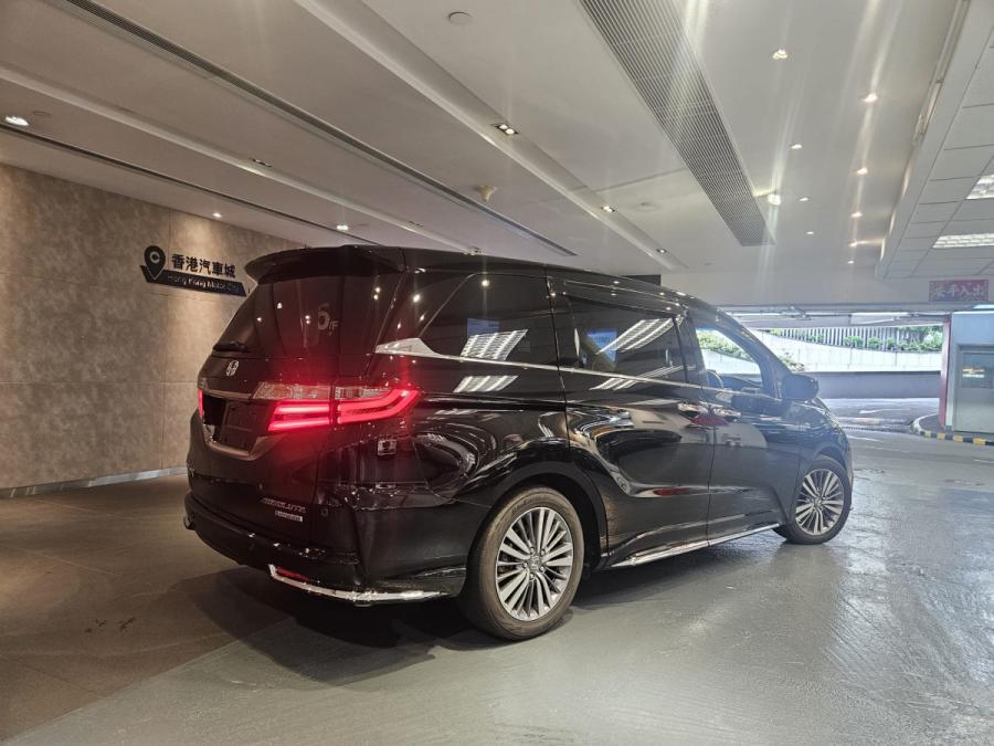 Odyssey Facelift Hybrid Absolute EX - Image 2