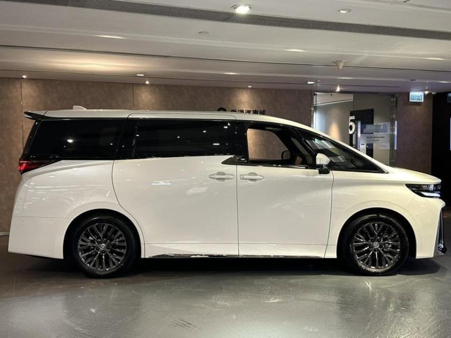 VELLFIRE 2.4T Z PREMIUM - Image 2
