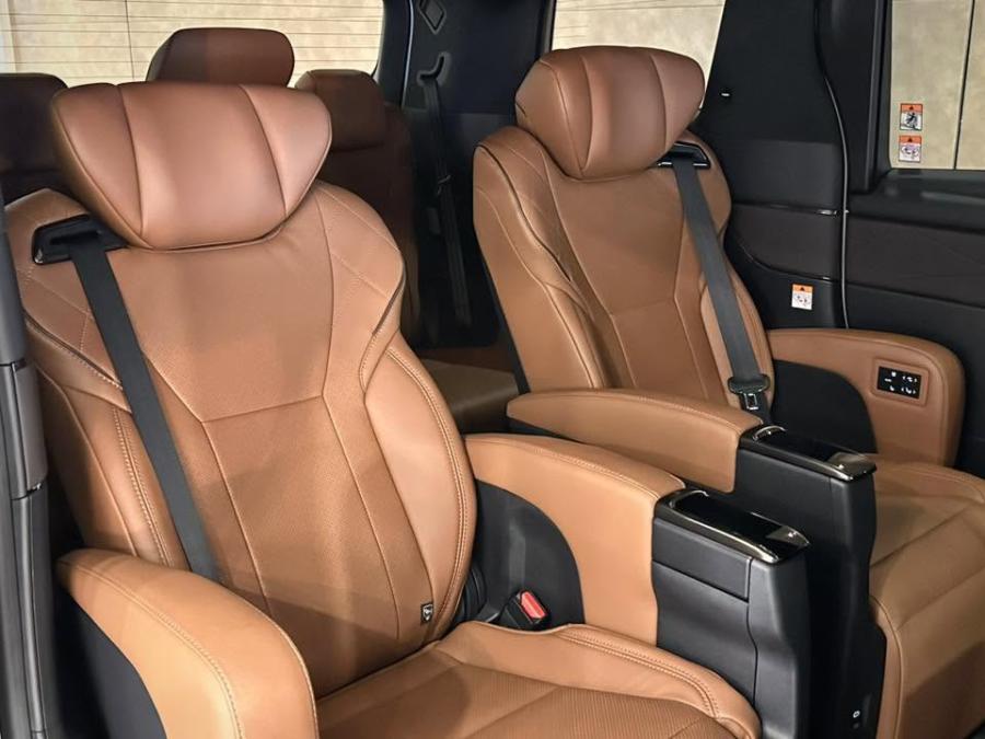 VELLFIRE 2.4T Z PREMIUM - Image 7