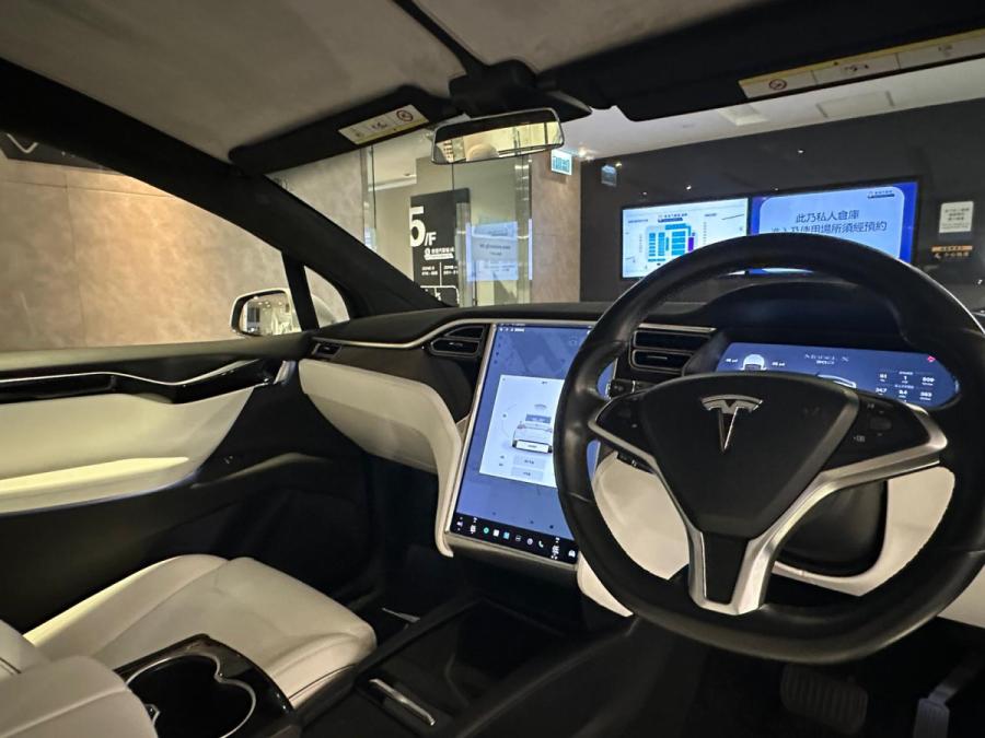 Model X 90D KWH  (Super Chargé) - Image 9