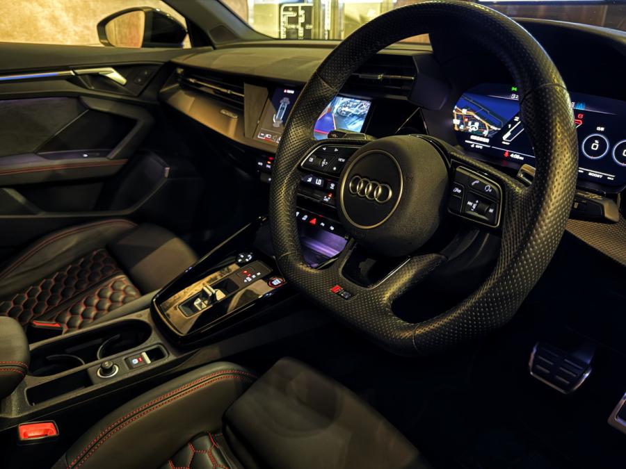 RS3 SPORTBACK QUATTRO - Image 3