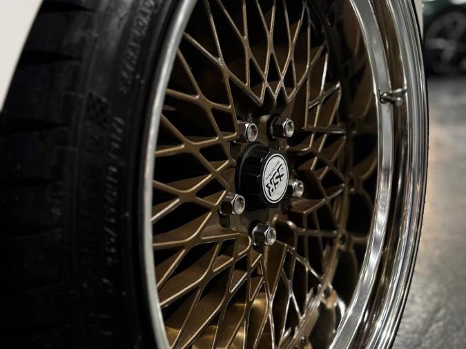 Z4M - Image 8