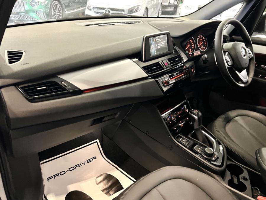 220IA ACTIVE TOURER - Image 9