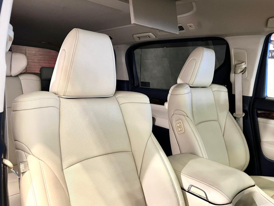 Alphard 2.5 Hybrid - Image 8