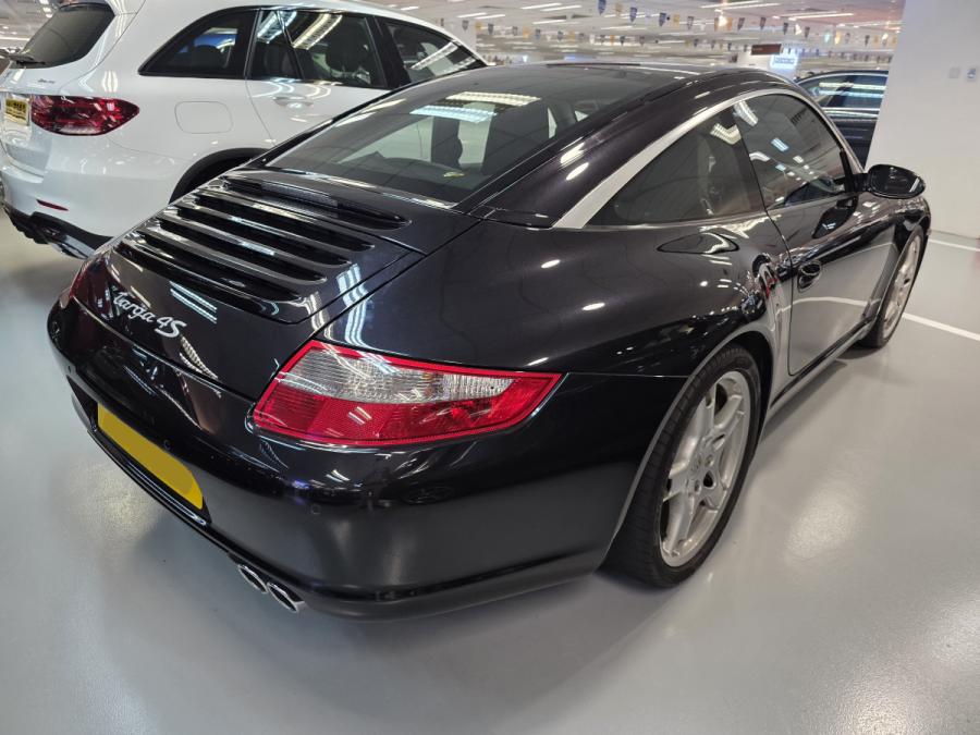 911 997 TARGA 4S - Image 11