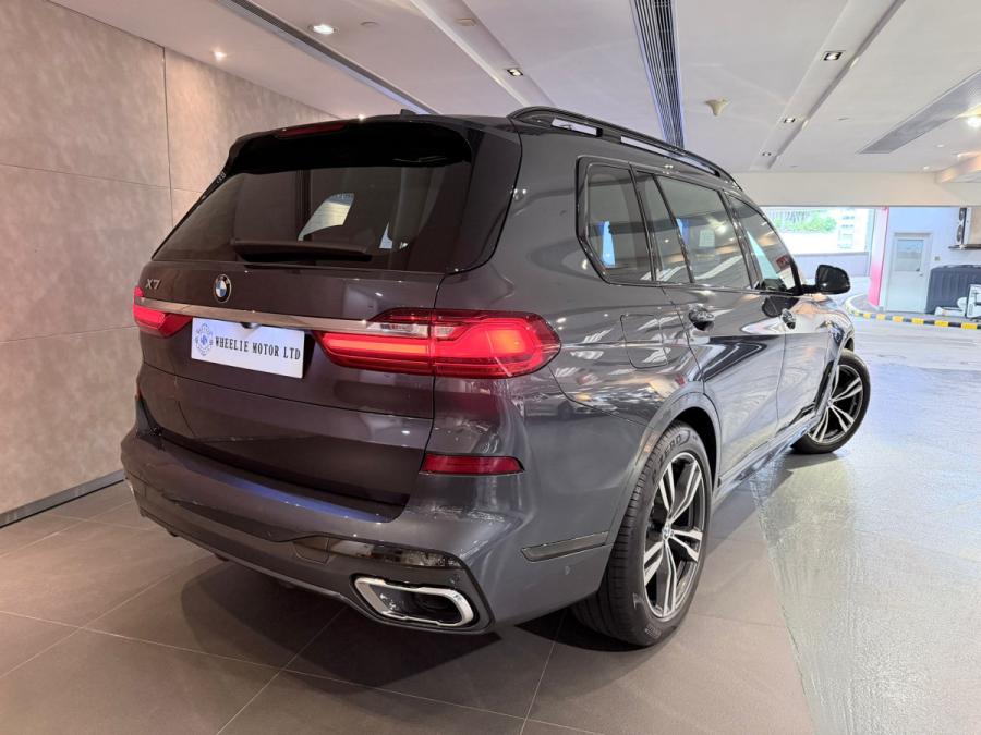 X7 xDrive40IA 6-Seater M sport Edition - Image 3