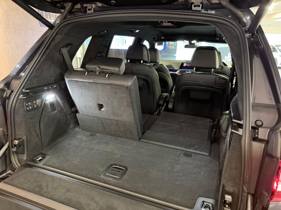 X7 xDrive40IA 6-Seater M sport Edition - Image 14