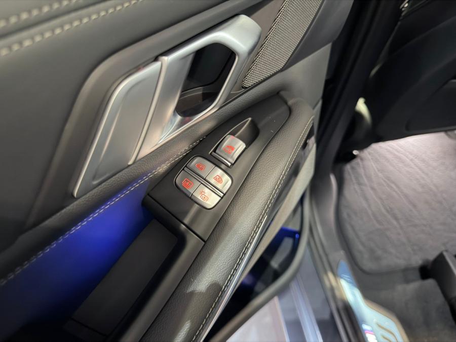 X7 xDrive40IA 6-Seater M sport Edition - Image 12