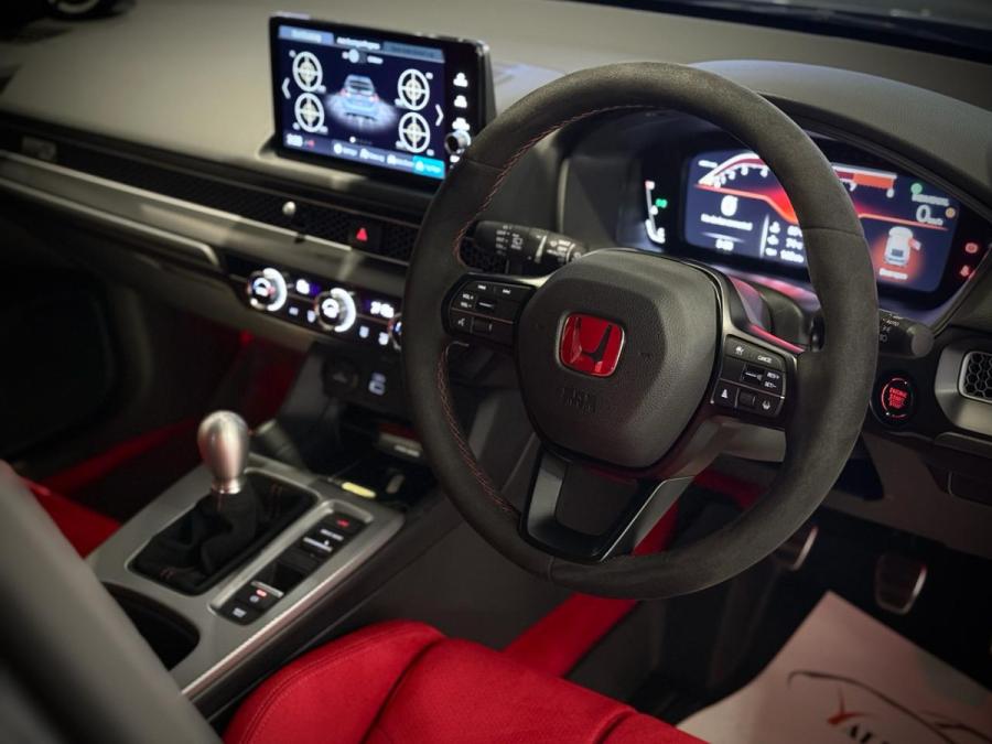 FL5 Type R - Image 7