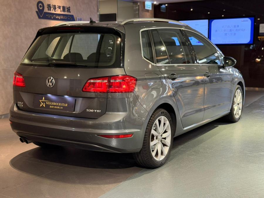 Golf Sportsvan 230 TSI Life - Image 2