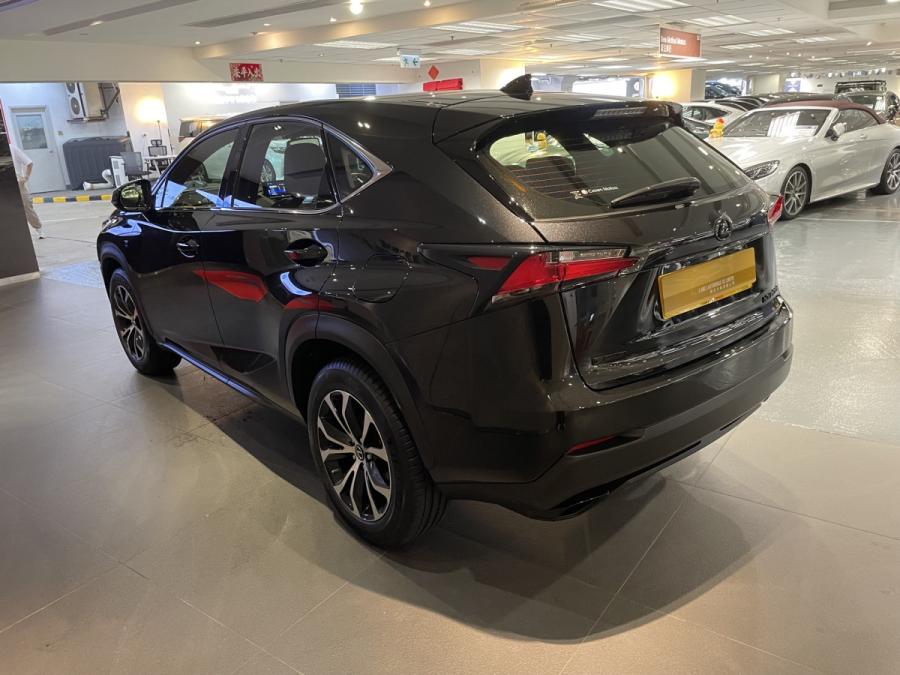 NX200T F SPORT - Image 5