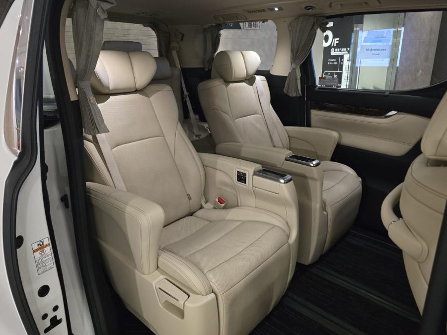 ALPHARD GF - Image 6