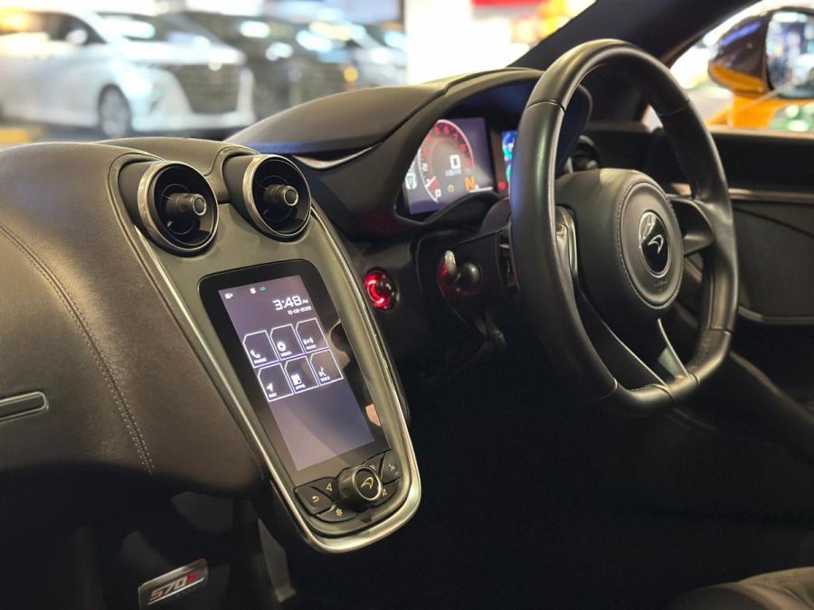 570S COUPE - Image 8
