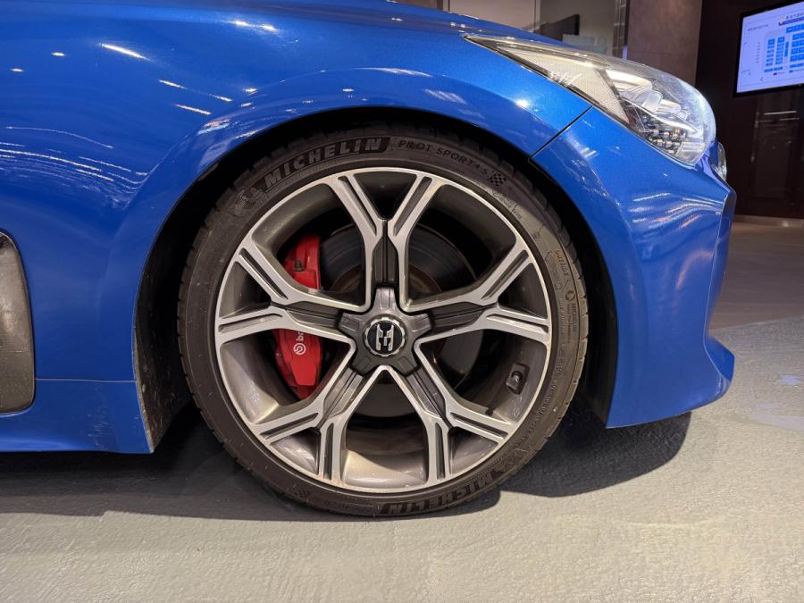STINGER GT - Image 2
